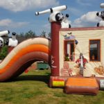 Fotografie 4. Nafukovací skákací hrad se skluzavkou – PIRÁTSKÁ PEVNOST